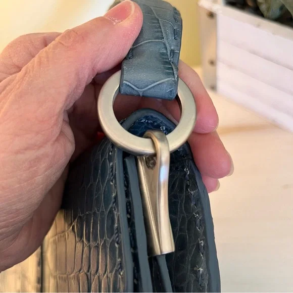 Ann Taylor Elegant Blue Crocodile-Embossed Leather Purse NWOT - Picture 6 of 11